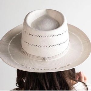 Gigi Pip Arlo Straw in Cream